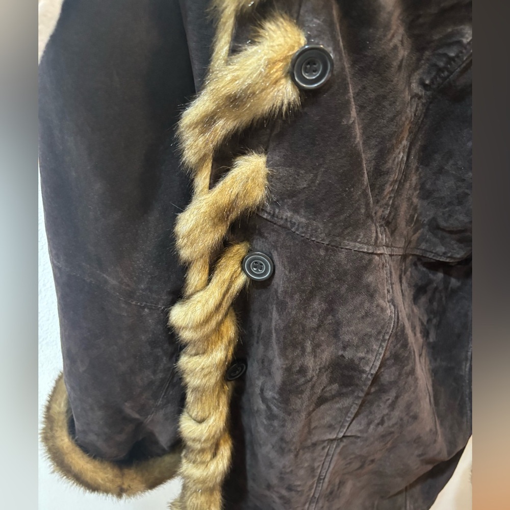 Vintage y2k Dennis Basso Genuine Leather Faux Fur Trim Coat – Size 2X - Picture 3 of 13